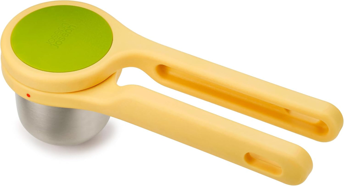 Potato masher, ergonomically designed, with a twist-action manual mechanism, made of stainless steel, suitable for making mashed potatoes and vegetable purées, stainless steel