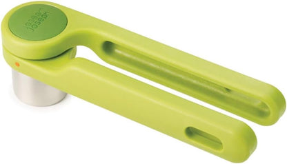Potato masher, ergonomically designed, with a twist-action manual mechanism, made of stainless steel, suitable for making mashed potatoes and vegetable purées, stainless steel